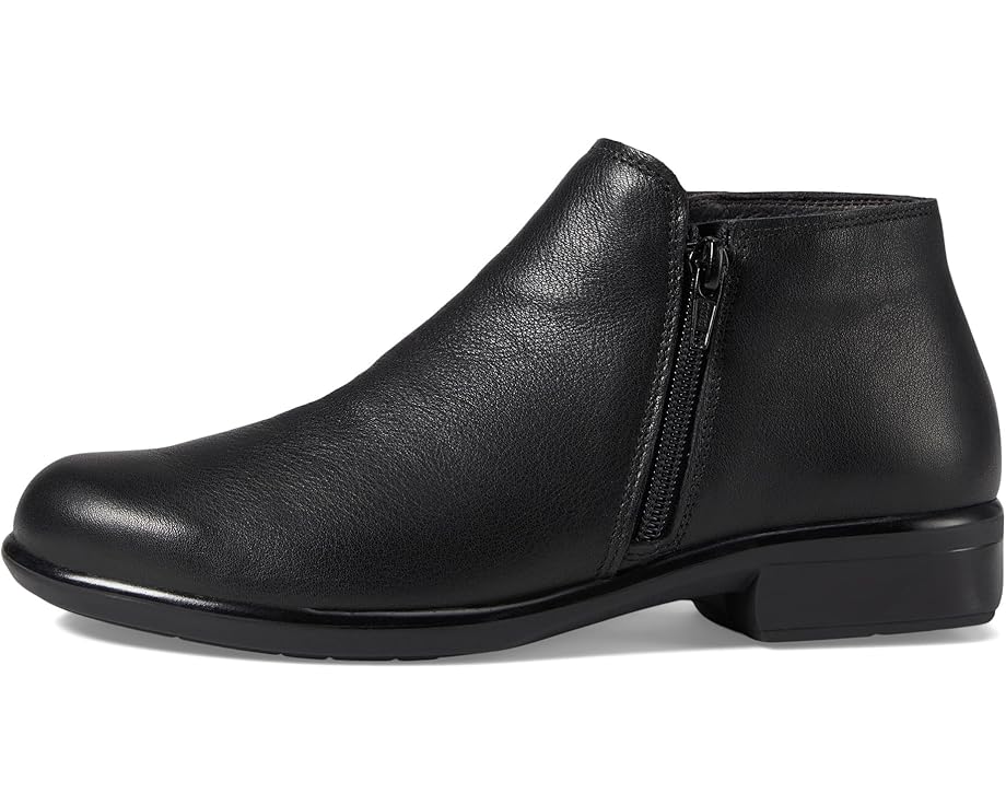 Black Leather /Water Resistant