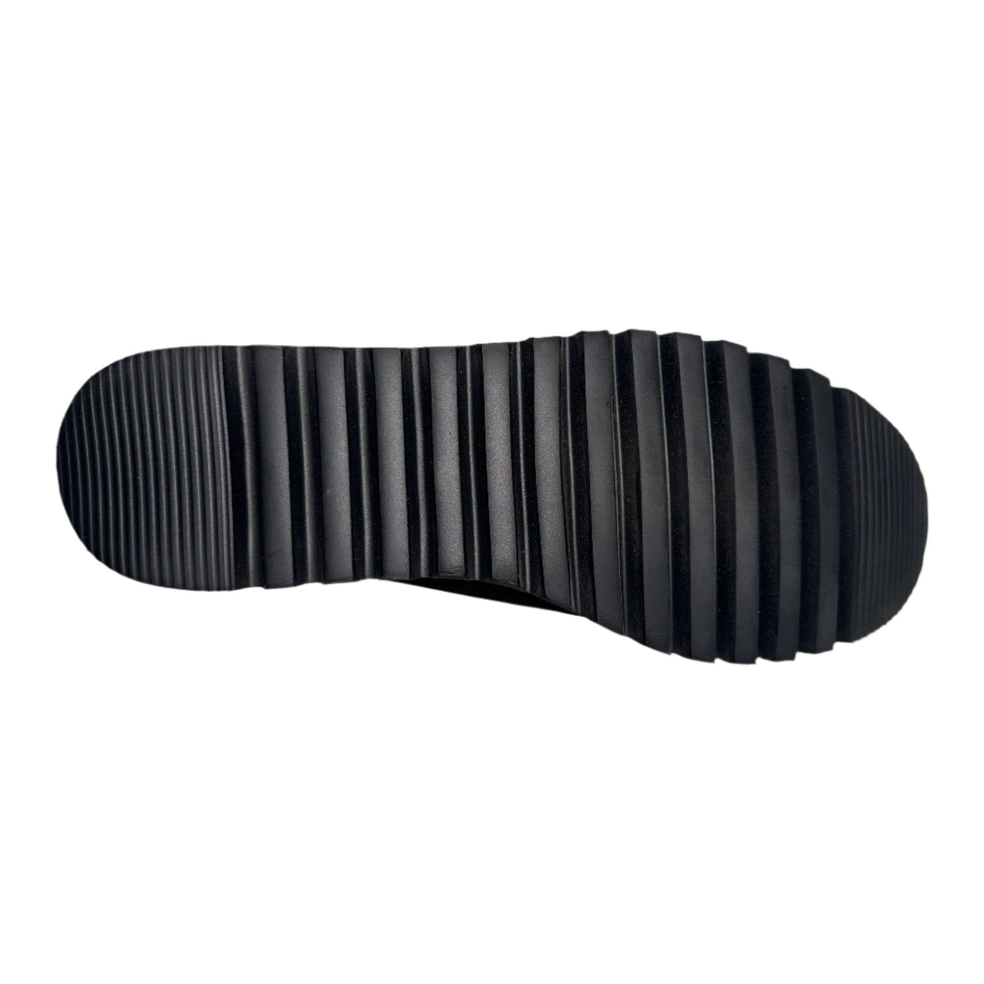 Schwarz (Black)