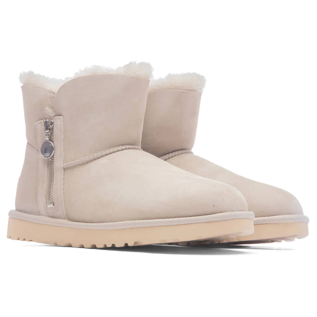 UGG Women's Bailey Zip Mini Boot