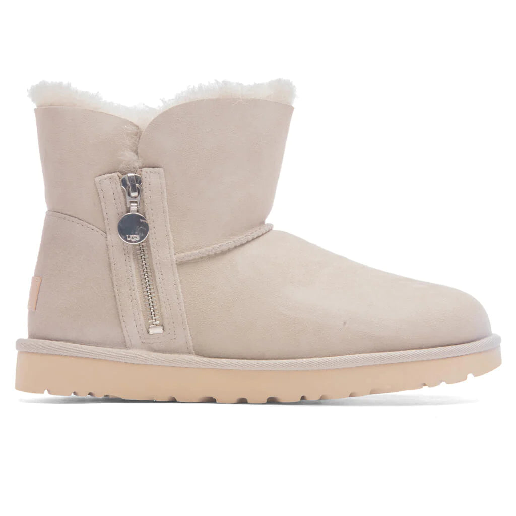 UGG Women's Bailey Zip Mini Boot