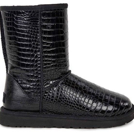 UGG Women's Classic Short Leather