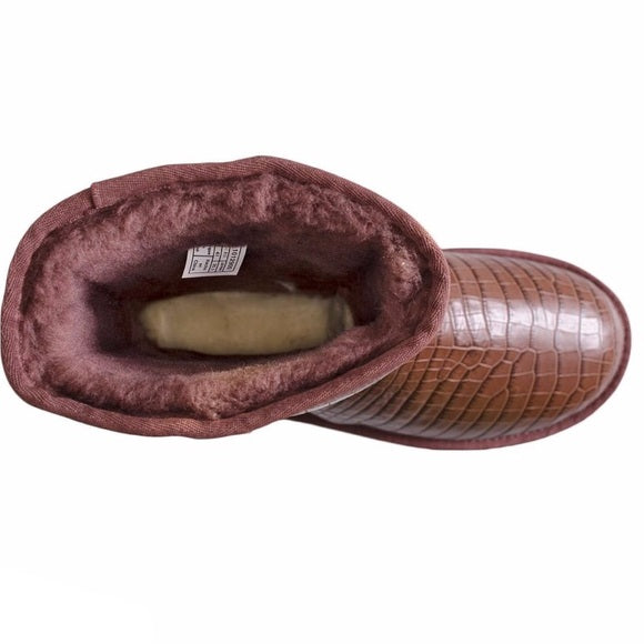 UGG Women's Classic Short Leather