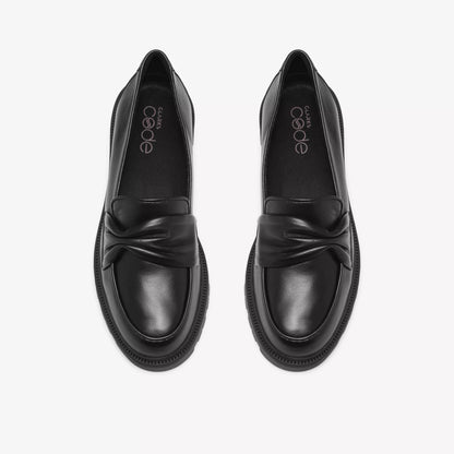 CLARKS Women's Code L Edge