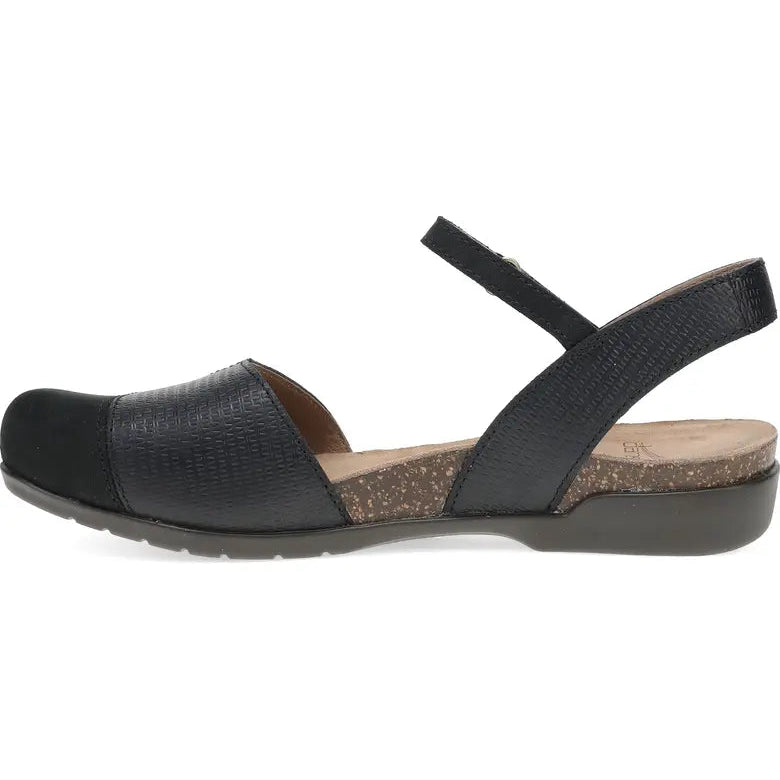 Black/Black Woven