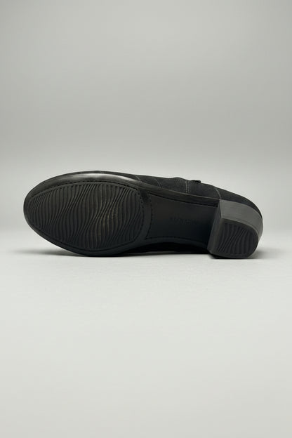 Black/Nubuck