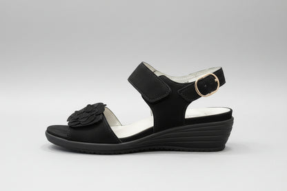 Black/Nubuck