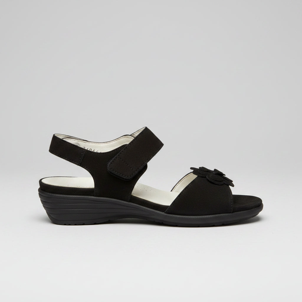 Black/nubuck