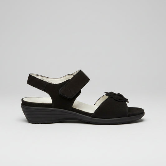 Black/nubuck