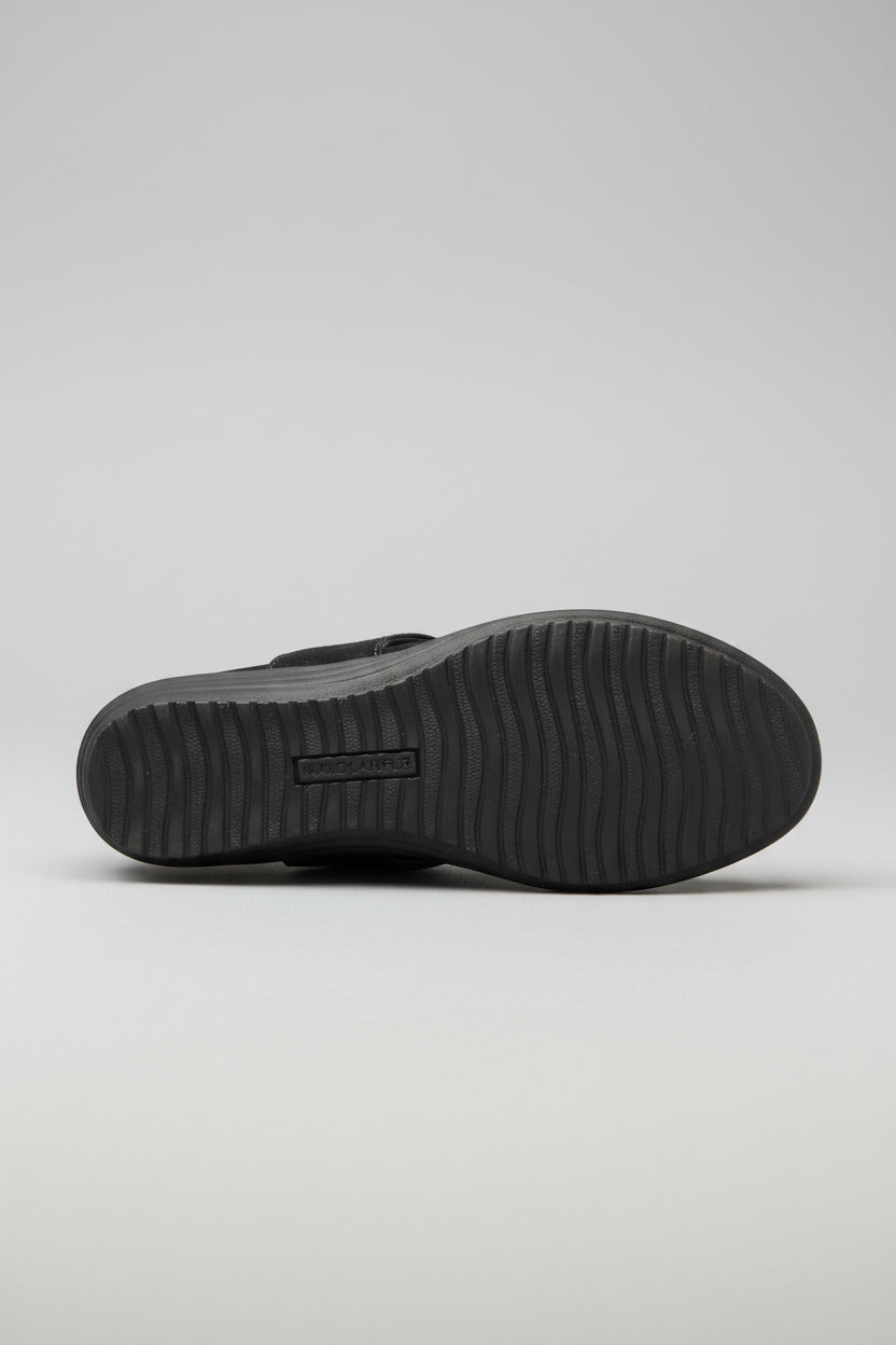 Black/Nubuck