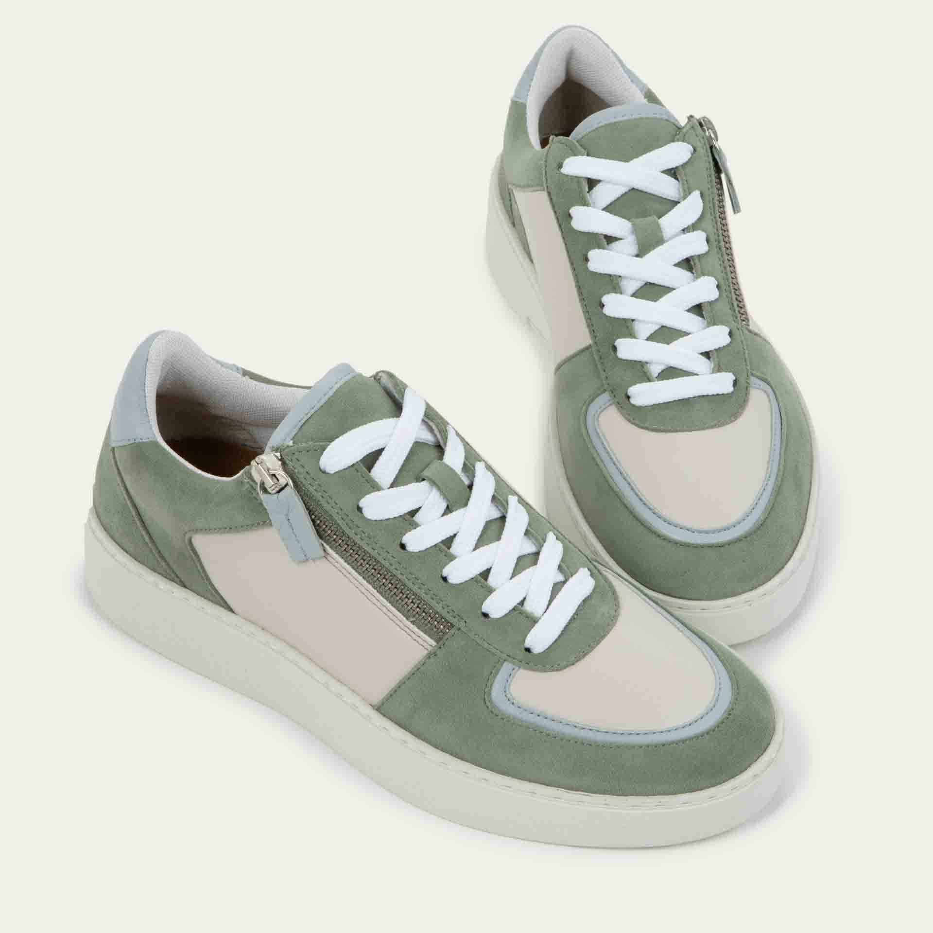 Off White/Gray Blue/Sage Combo
