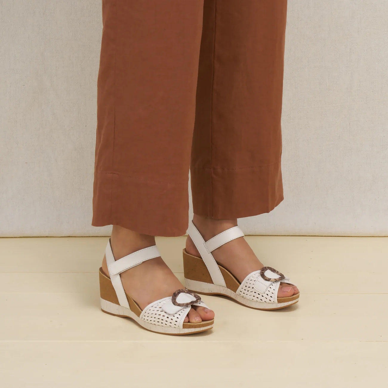 White woven