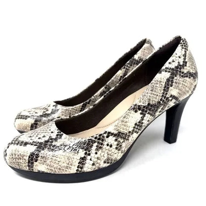 Clarks Women's Adriel Viola