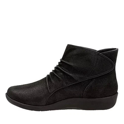 CLARKS Women's Sillian Sway