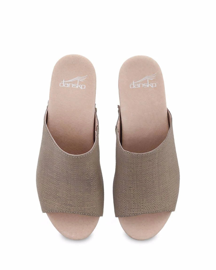 Taupe