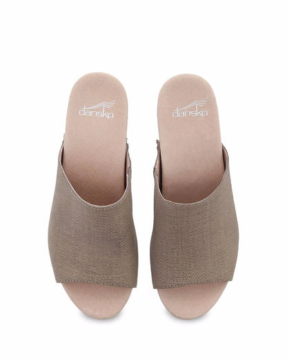 Taupe