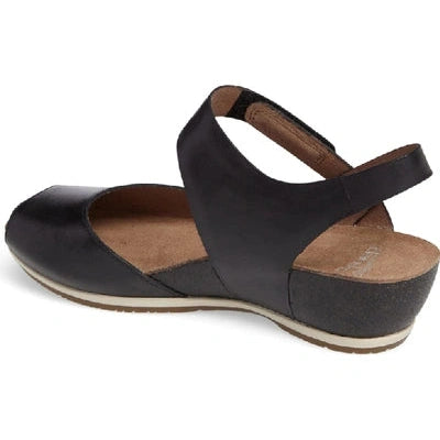 DANSKO Women's Vera Sandal